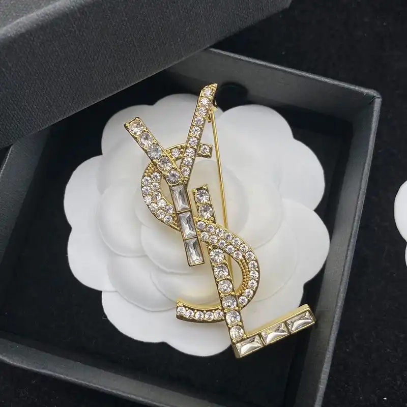 CHEAP Saint Laurent Opyum Brooch In Metal, Crystal and Rhinestones Gold 0128