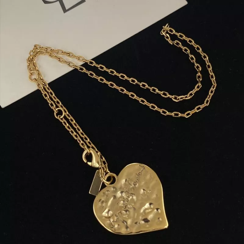 Saint Laurent Love Heart Pendant Necklace In Metal Gold 0113