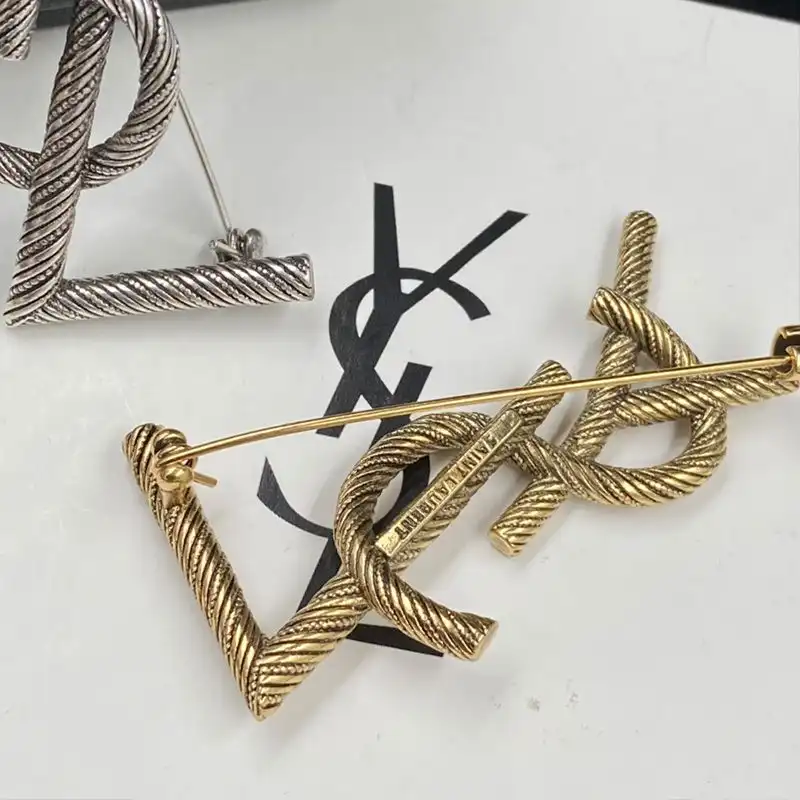 CHEAP Saint Laurent Opyum Brooch In Twisted Metal Gold 0128