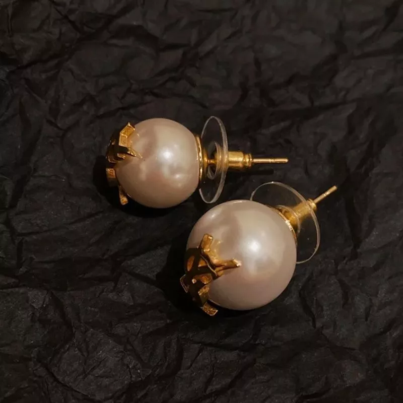 CHEAP Saint Laurent Cassandre Pearl Earrings In Metal Gold 0113