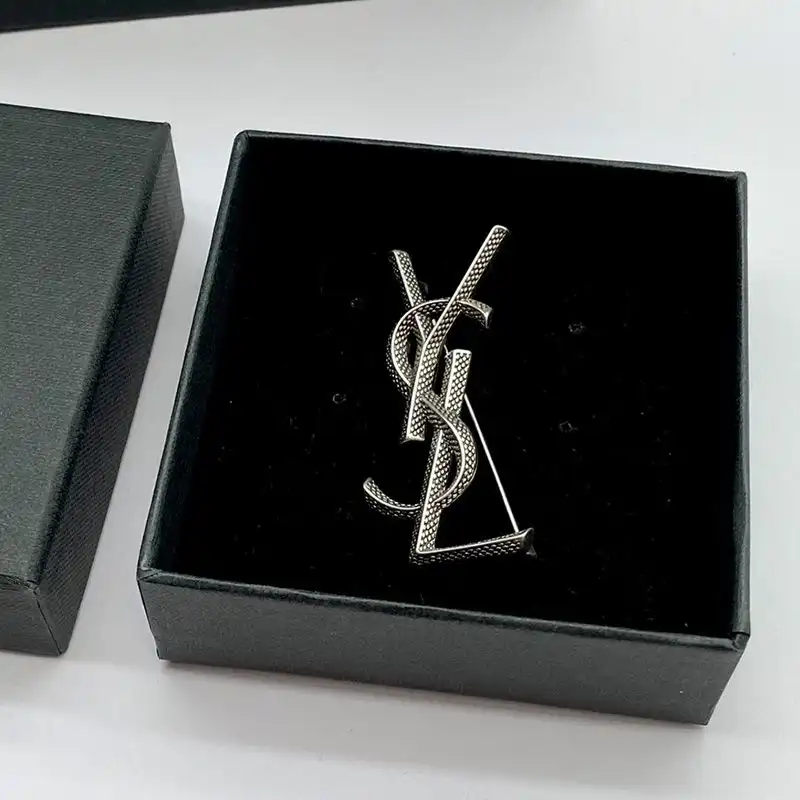 CHEAP Saint Laurent Opyum Brooch In Snake Metal Silver 0205