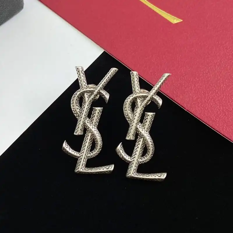 CHEAP Saint Laurent Opyum Earrings In Snake Metal Silver 0201